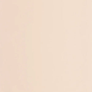 69861303 Casadeco Once Upon A Time 2 Smile Uni - Dit behang is zacht beige met subtiele oranje ondertonen