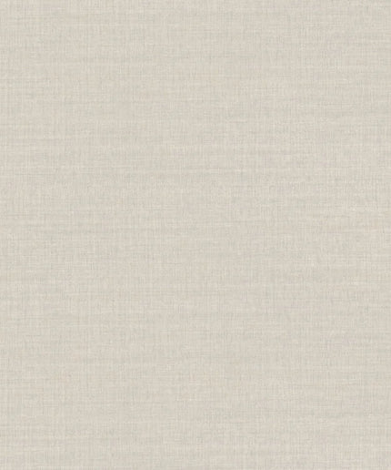 70171732 Casamance Legendes Sora - Dit behang is een subtiel samenspel van beige en lichte zandtinten met een fijne textuur die een natuurlijke