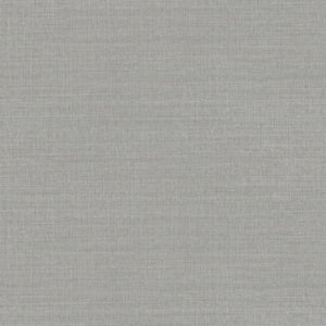 70172140 Casamance Legendes Sora - Dit behang is subtiel in diverse tinten grijs met een lichte textuur die een zachte