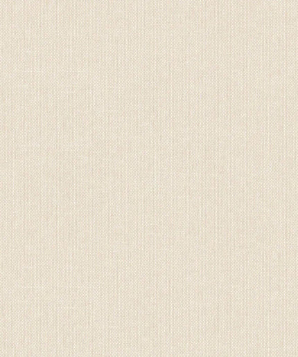76921426 Casamance Tressora Vannora - Dit behang is subtiel beige van kleur met een lichte structuur die een warme en natuurlijke uitstraling geeft.