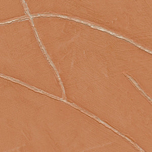 VP 1004 35 Elitis Kintsugi Kintsugi - Dit behang is warm van tint met een combinatie van zacht oranje en lichtbruine schakeringen