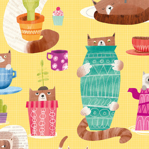WGU50113W Dutch Wallcoverings When i grow up Kitten Kaboodle - Dit behang is vrolijk en speels met een warme gele achtergrond en accenten in turquoise
