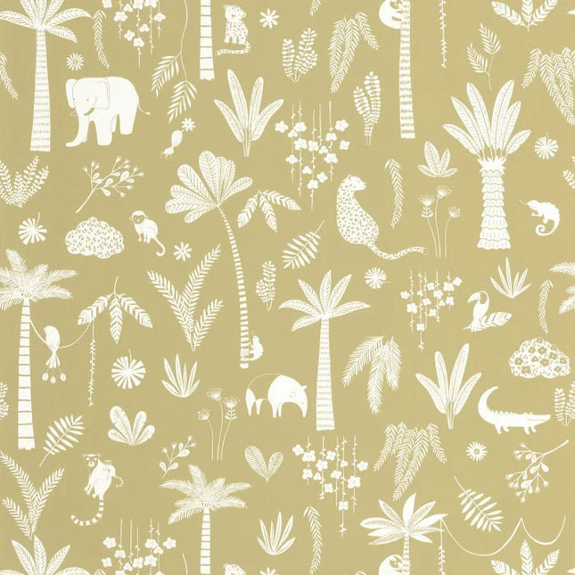 200767272 Casadeco Once Upon A Time 2 Poetic Jungle - Dit behang is uitgevoerd in een warme okergele tint met fijne witte silhouetten en subtiele accenten van groen.