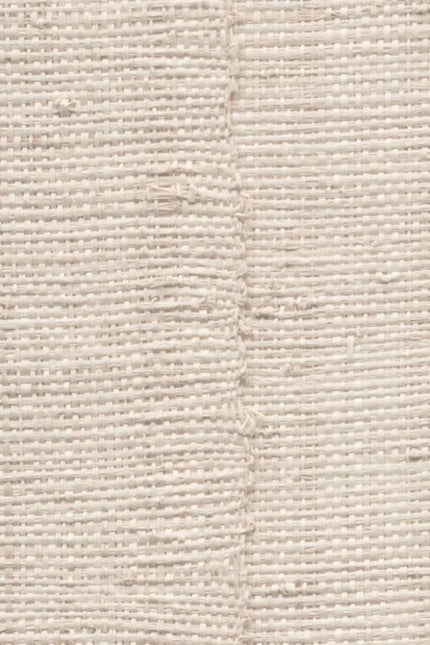 40720 Arte Melaky Farini - Dit behang is zacht van kleur met een combinatie van warm wit en licht beige