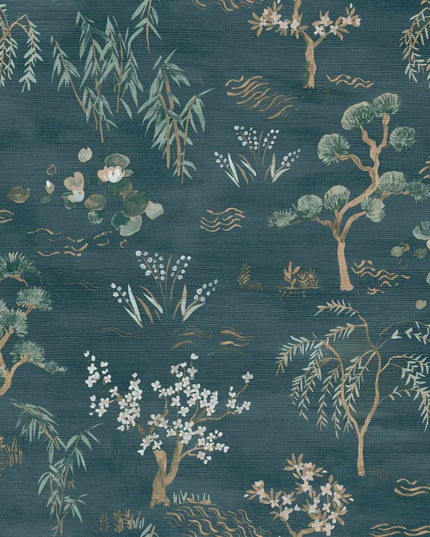 70000406 Casamance Legendes Legendes - Dit behang is uitgevoerd in een diepe blauwgroene tint met zachte accenten van lichtbruin