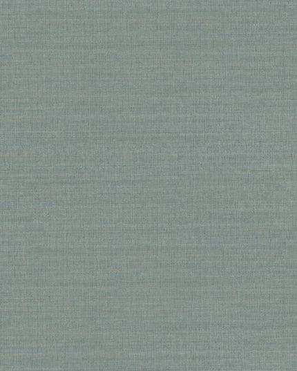 70172446 Casamance Legendes Sora - Dit behang is een zachte mix van blauw en turquoise met subtiele grijze en groene tonen die zorgen voor een rustgevende en natuurlijke uitstraling.
