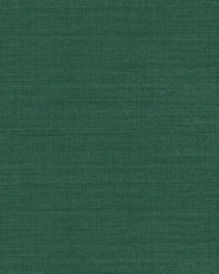 70172548 Casamance Legendes Sora - Dit behang is een rijke mix van diepe groen- en turquoise tinten met subtiele textuur in lichtere en donkerdere nuances voor een verfijnde uitstraling.