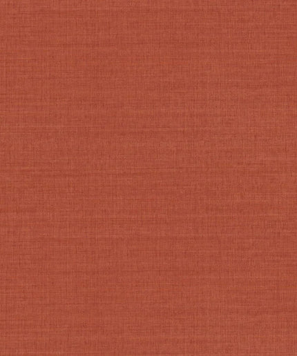 70173160 Casamance Legendes Sora - Dit behang is warm van toon met een rijke combinatie van rood-bruine en subtiele oranje accenten die een natuurlijke