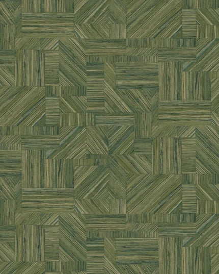 76892140 Casamance Nature Sur Mesure Imbrication - Dit behang is een combinatie van verschillende tinten groen en olijfgroen met subtiele accenten van beige en grijs