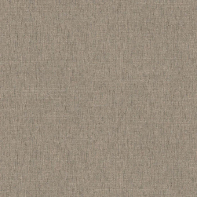 76954996 Casamance Tressora Fibra - Dit behang is opgebouwd uit zachte beige en warme grijsbruine tinten die een rustige en natuurlijke sfeer creëren.