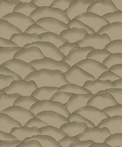 76971630 Casamance Broderies Ondula - Dit behang is een subtiele mix van gedempte groen-bruine en beige tinten die zorgen voor een rustige