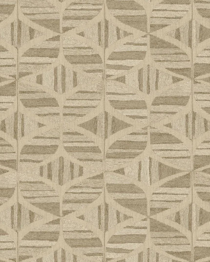 76982344 Casamance Broderies Filandra - Dit behang is een harmonieuze combinatie van zachte beige en lichte bruintinten