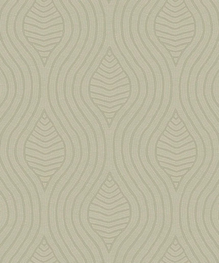76993160 Casamance Broderies Brodelia - Dit behang is subtiel en rustgevend met zachte groene en beige tinten die samen een kalme en natuurlijke sfeer creëren.