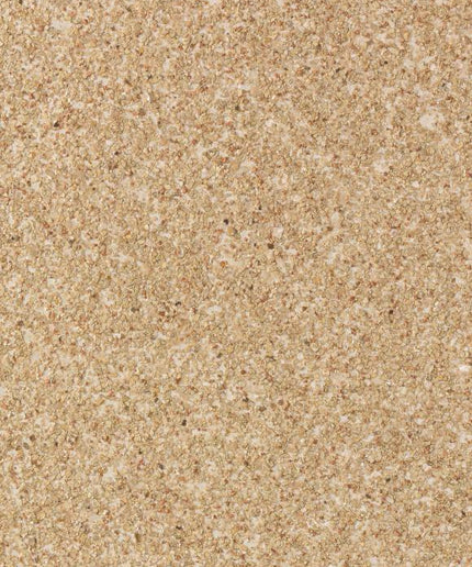 30383 Arte Koalin Grezzo - Dit behang is een warme mix van beige en zachte bruintinten met subtiele gele accenten die een natuurlijke en sfeervolle uitstraling creëren.