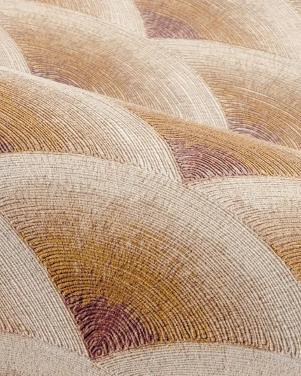 afgewisseld met subtiele beige en zachte paarse accenten.