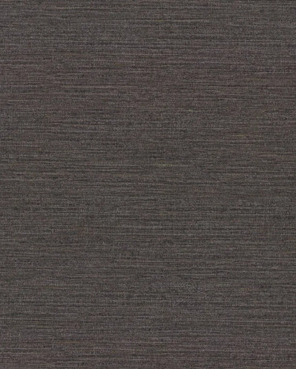 76232242 Casamance Terra Rossa Occitan - Dit behang is subtiel gelaagd met tinten donkergrijs en zwart voor een verfijnde