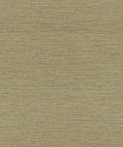 76232956 Casamance Terra Rossa Occitan - Dit behang is een subtiele mix van gedempte groen- en beige tinten met een lichte textuur die zorgt voor een natuurlijke en rustgevende uitstraling.