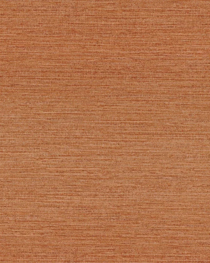 76233262 Casamance Terra Rossa Occitan - Dit behang is een warme mix van oranje en terracotta tinten met subtiele accenten van lichtbruin