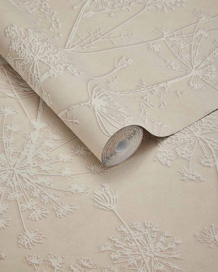 350512 Eijffinger Riviera Maison Silhouette Flowers - Dit behang is subtiel taupe van kleur met een lichte