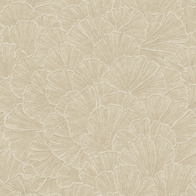350522 Eijffinger Riviera Maison Ginkgo - Dit behang is een zachte mix van beige en lichtbruine tinten met subtiele