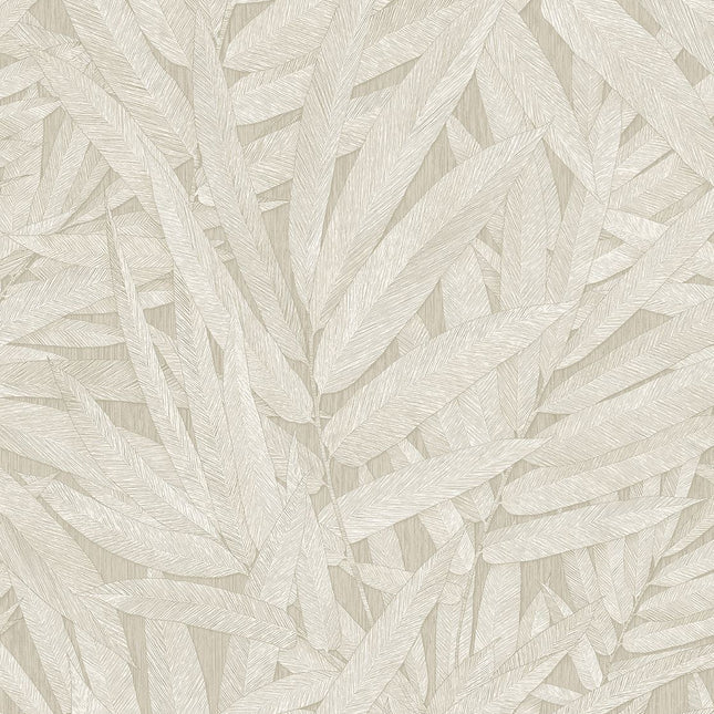350540 Eijffinger Riviera Maison Structured Leaves - Dit behang is subtiel van kleur met zachte beige en warme bruintinten die een natuurlijke en rustgevende sfeer creëren.