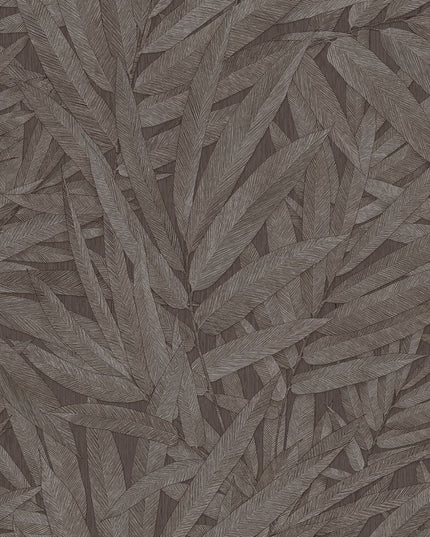 350544 Eijffinger Riviera Maison Structured Leaves - Dit behang is uitgevoerd in warme bruintinten met subtiele accenten van grijs en beige
