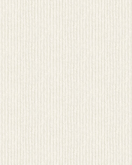 350570 Eijffinger Riviera Maison Corduroy Rib - Dit behang is subtiel en rustgevend met een zachte beige basis en lichte crèmekleurige accenten die zorgen voor een verfijnde textuur.