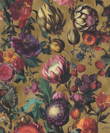 351234 Eijffinger Magnifique Flourish - Dit behang is een rijk bloemmotief met een warme okerbruine achtergrond