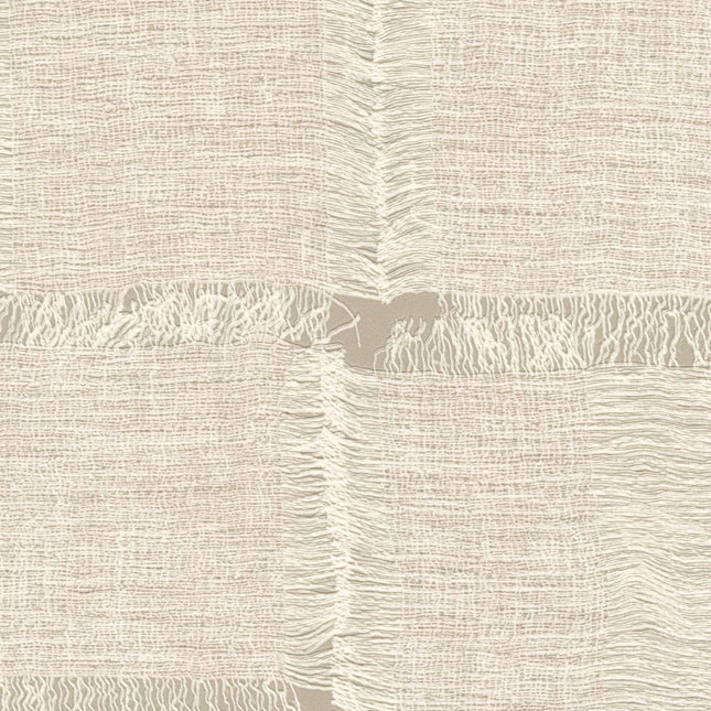 VP 1009 02 Elitis Ceres Cybele - Dit behang is opgebouwd uit zachte beige en crèmekleurige tinten met delicate witte accenten die samen een warme