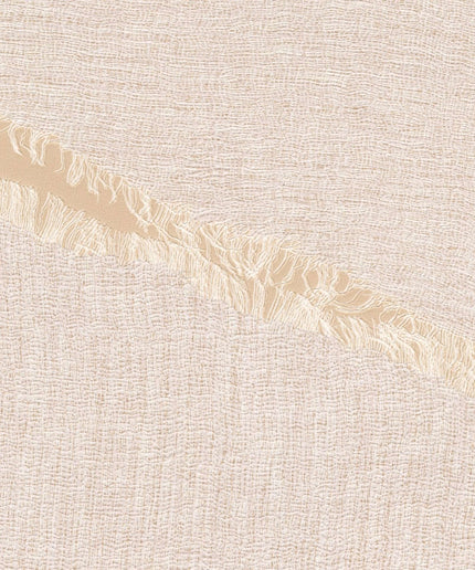 VP 1010 03 Elitis Ceres Hera - Dit behang is subtiel en rustig met een mix van beige