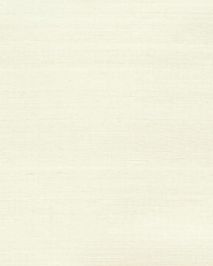 VP 928 01 Elitis Elixir de soies Kosa silk - Dit behang is subtiel wit met lichte beige en crèmekleurige accenten voor een zachte