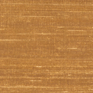 VP 928 15 Elitis Elixir de soies Kosa silk - Dit behang is warm en natuurlijk van kleur met een mix van oker