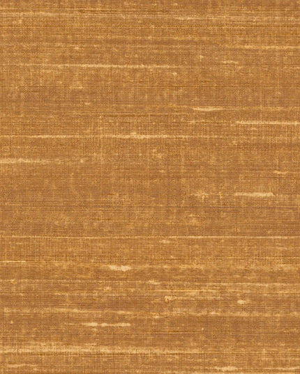 VP 928 15 Elitis Elixir de soies Kosa silk - Dit behang is warm en natuurlijk van kleur met een mix van oker