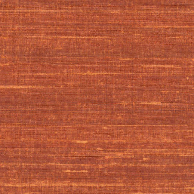 VP 928 32 Elitis Elixir de soies Kosa silk - Dit behang is warm en natuurlijk met een combinatie van oranje en roestbruine tinten