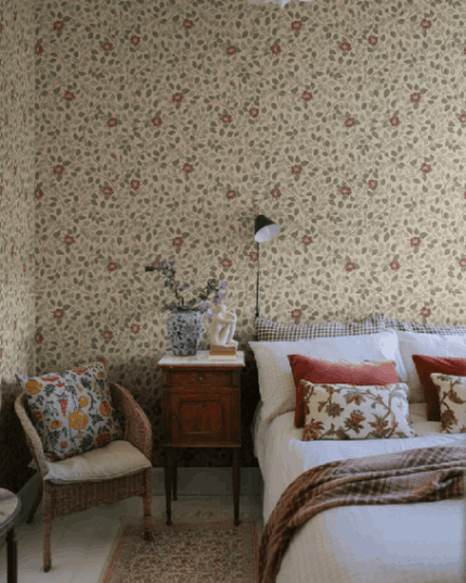 Kleur_Mijn_Interieur_Sandberg_EttHemOland_Solliden_Burgundy_S10463_Roomshot2