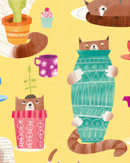 WGU50113W Dutch Wallcoverings When i grow up Kitten Kaboodle - Dit behang is vrolijk en speels met een warme gele achtergrond en accenten in turquoise